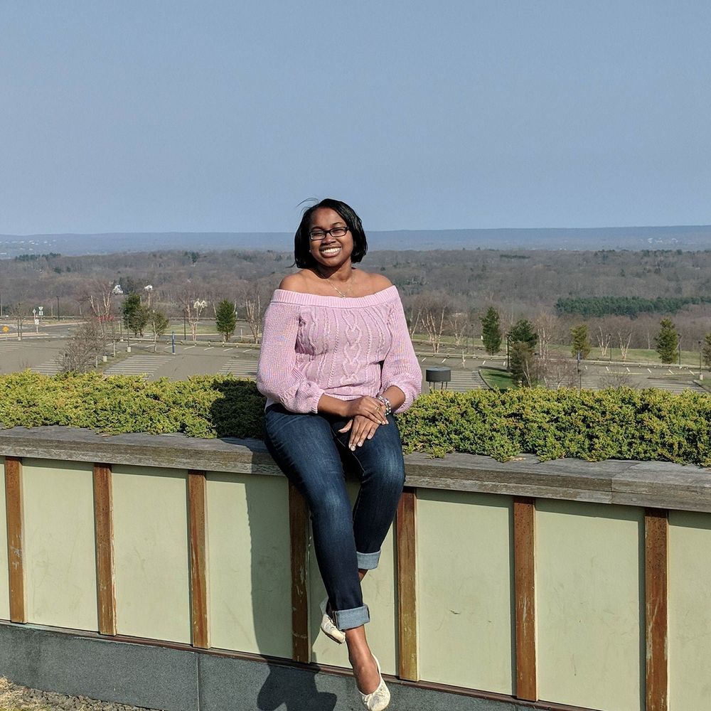 Meet your Posher, Stephanie